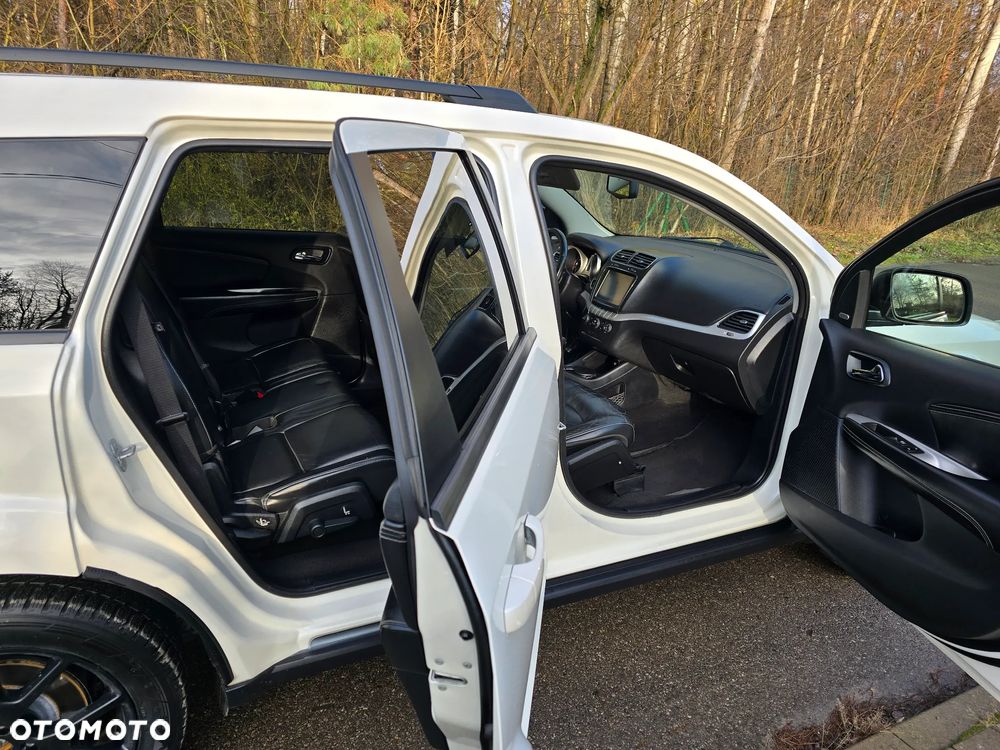 Fiat Freemont 2.0 Multijet 16V DPF Automatik Allrad Black Code - 22