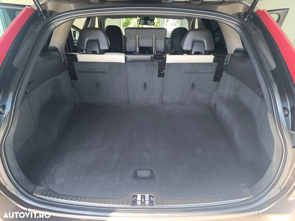 Volvo XC 60 D5 AWD Kinetic - 7
