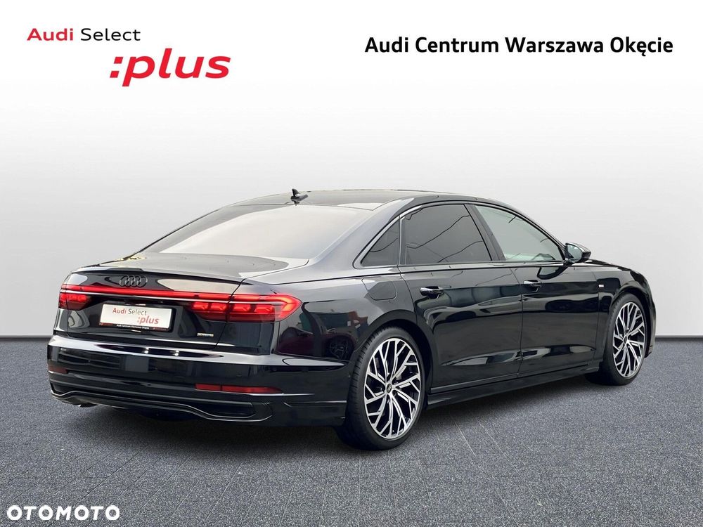 Audi A8 - 8