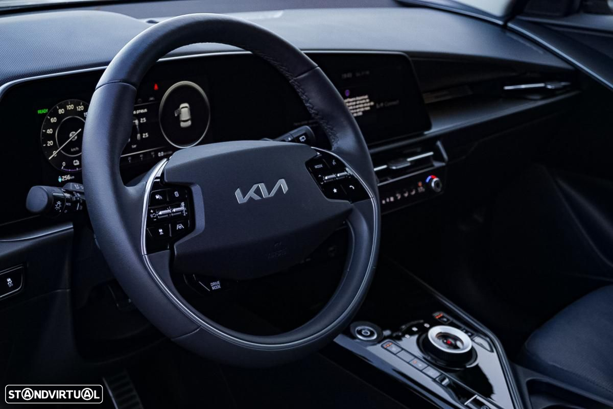 Kia Niro EV 64kWh Drive - 47