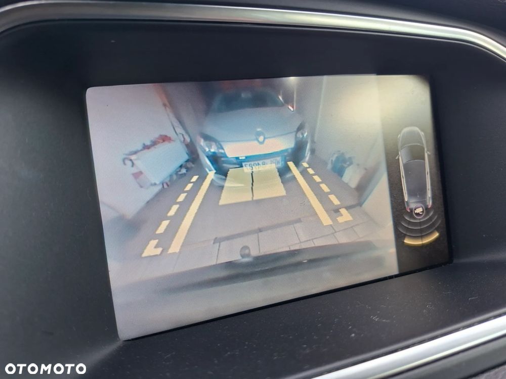 Volvo V40 D2 Momentum - 35