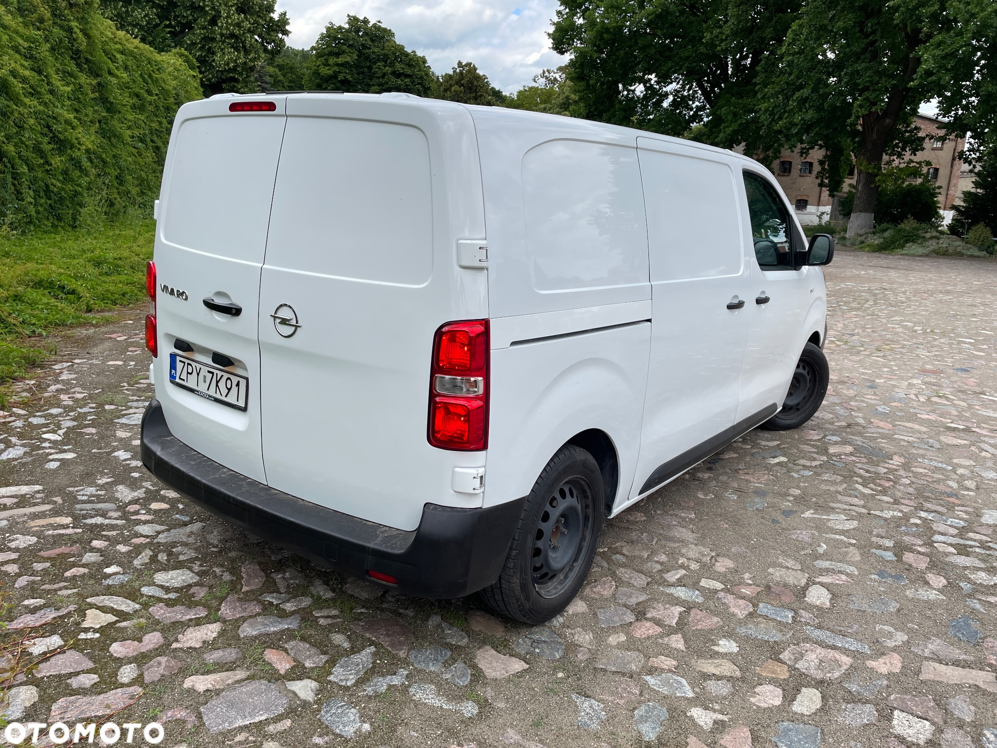 Opel Vivaro - 4