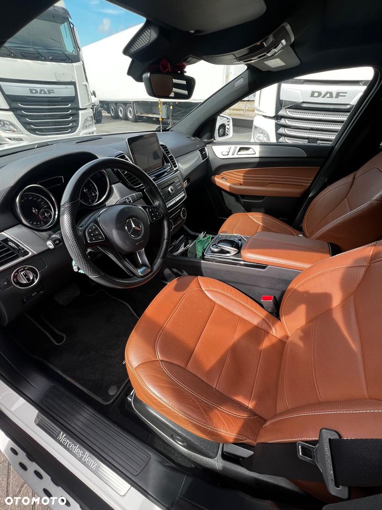 Mercedes-Benz GLE 350 d 4-Matic - 12