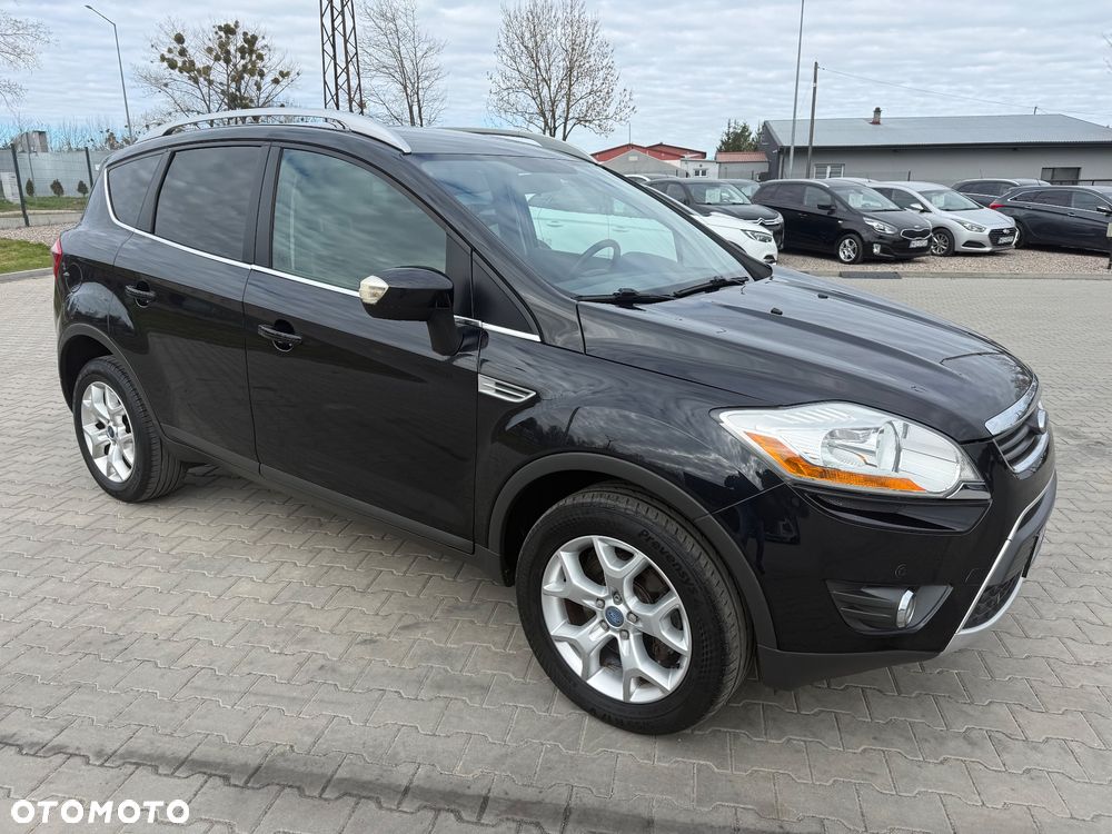 Ford Kuga 2.0 TDCi 2x4 Titanium - 12