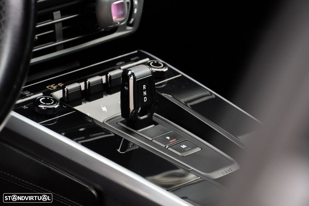 Porsche 911 (992) Carrera 4S PDK - 24