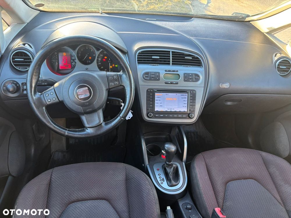 Seat Toledo 2.0 TDI Stylance DSG - 6