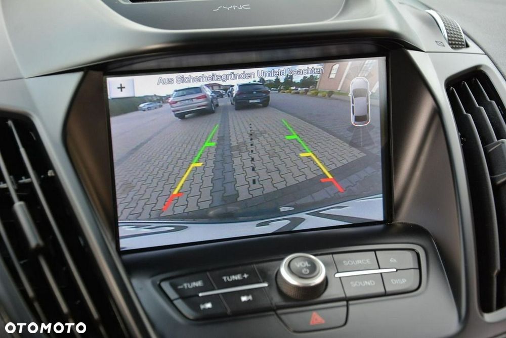 Ford Kuga 1.5 EcoBoost 2x4 ST-Line - 24