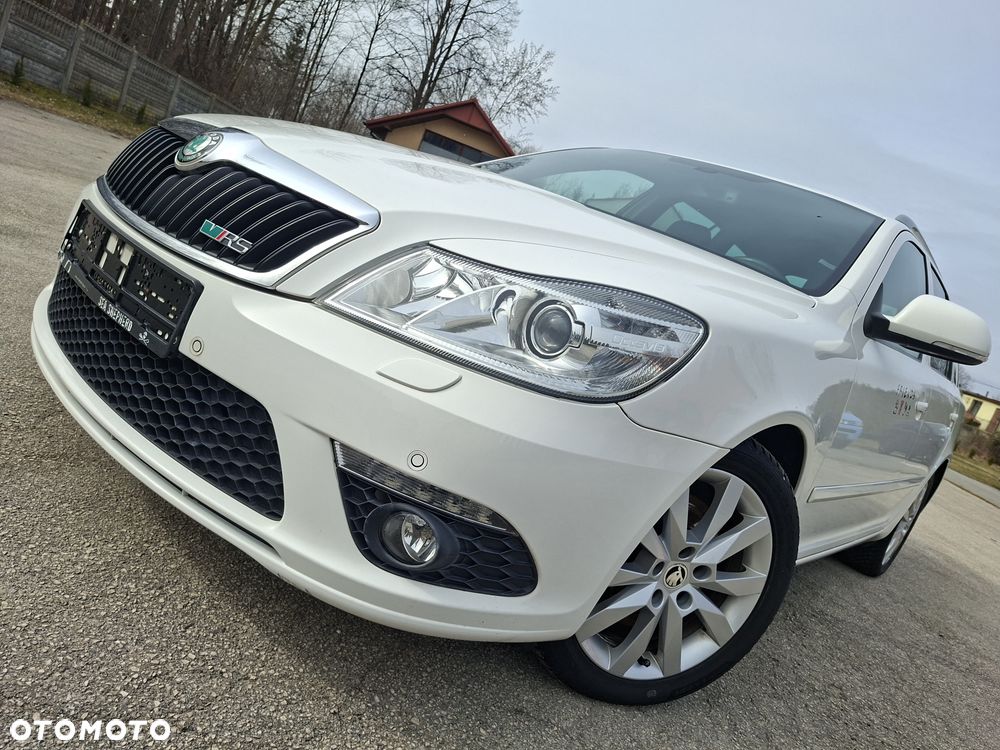 Skoda Octavia 2.0 TSI DSG RS - 1