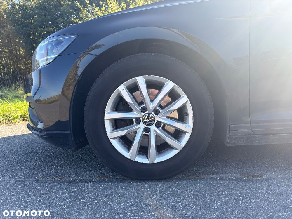 Volkswagen Passat 1.5 TSI EVO Business - 10
