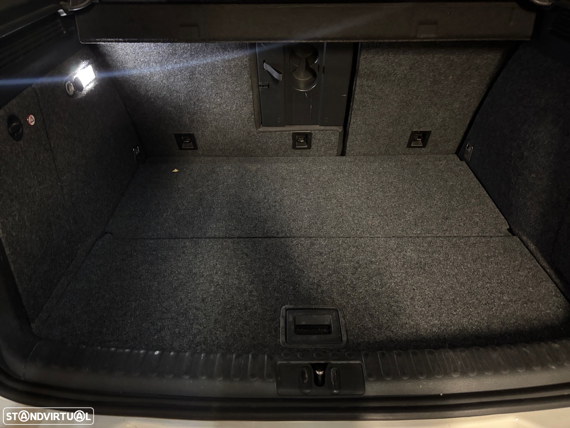 VW Tiguan 2.0 TDI Trend 4Motion - 14