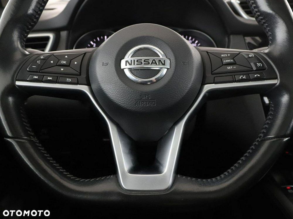 Nissan Qashqai 1.6 DCi N-Connecta - 22