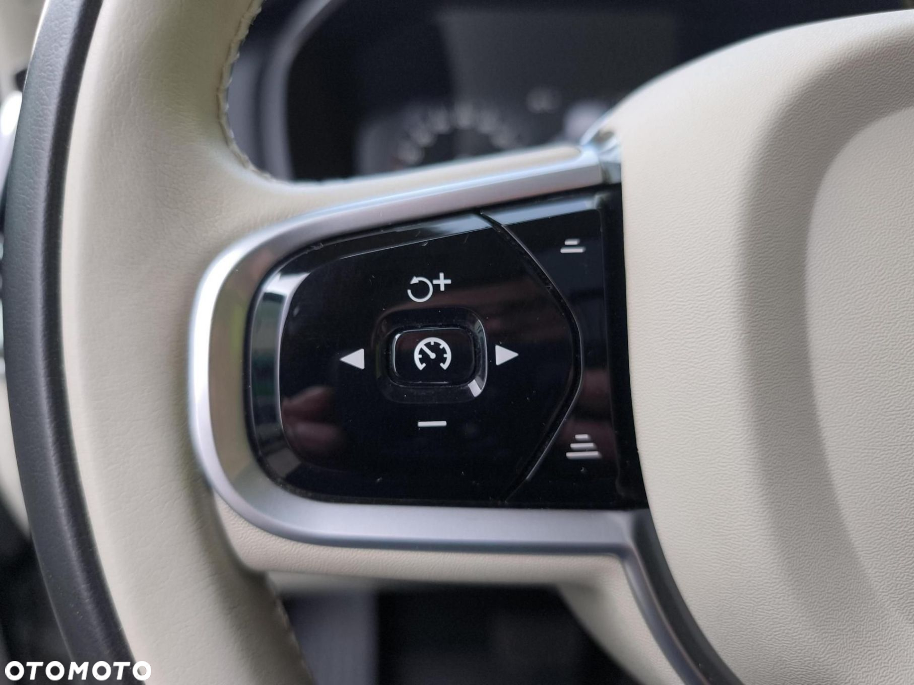 Volvo XC 90 - 17