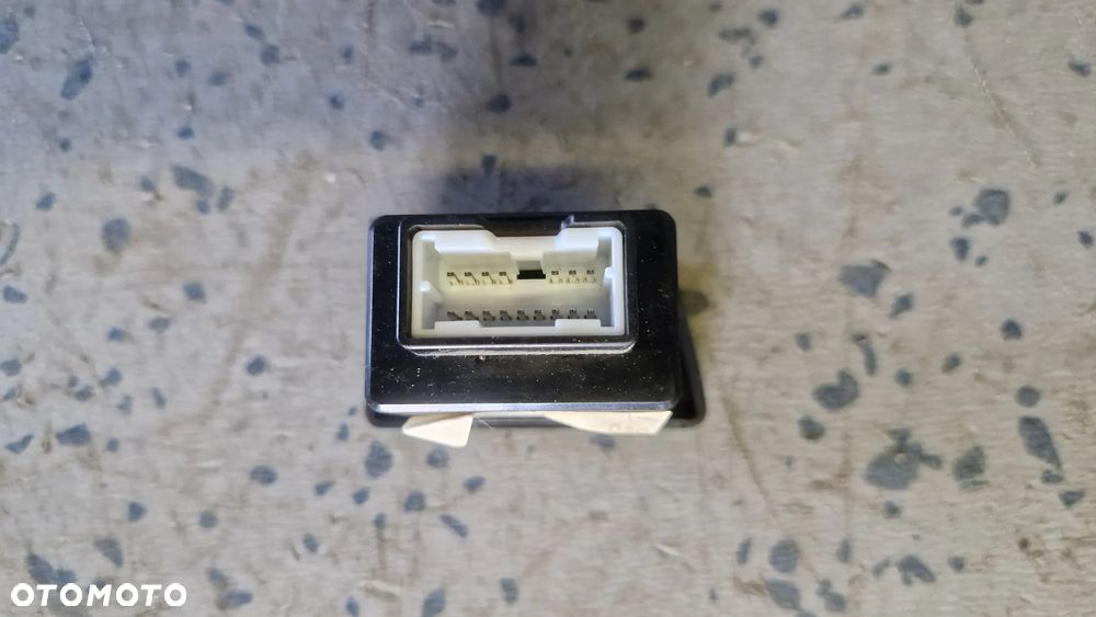 HYUNDAI I30 II GNIAZDO USB AUX 96120-A5000 - 2