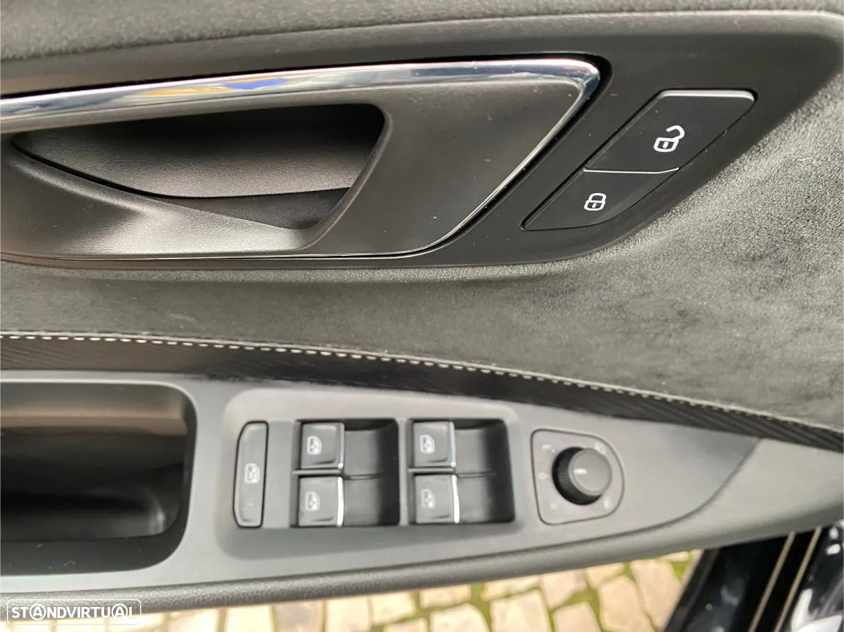 SEAT Leon 2.0 TSI S&S DSG Cupra 300 - 16