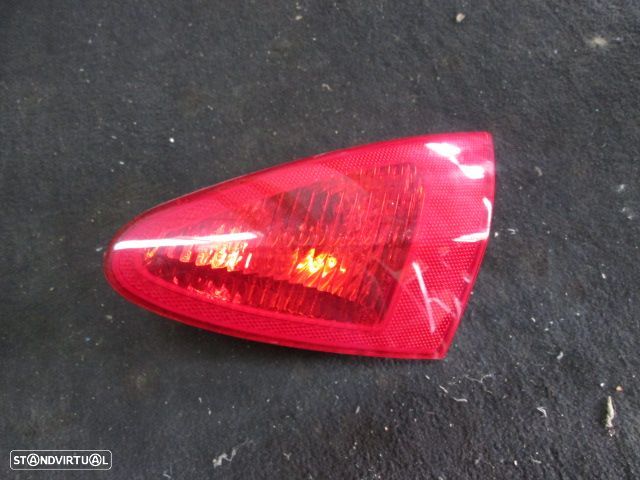 Farol Tras REF0808 ALFA ROMEO 147 2001 5P DRT - 1