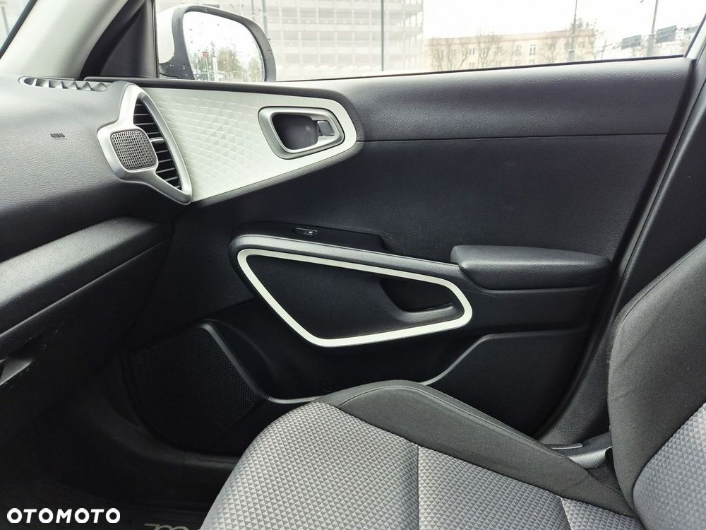 Kia Soul 64kWh M - 33