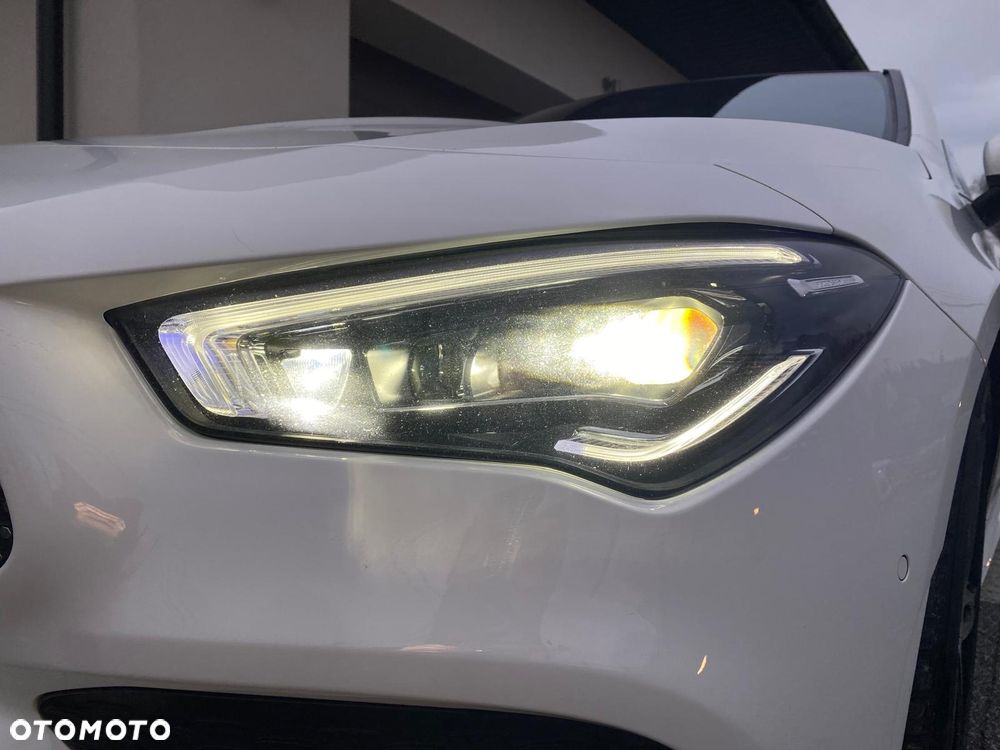 Mercedes-Benz CLA 220 d 4-Matic AMG Line 8G-DCT - 24