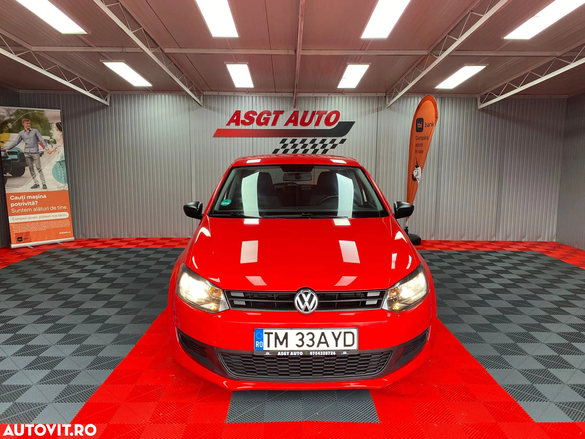Volkswagen Polo - 2