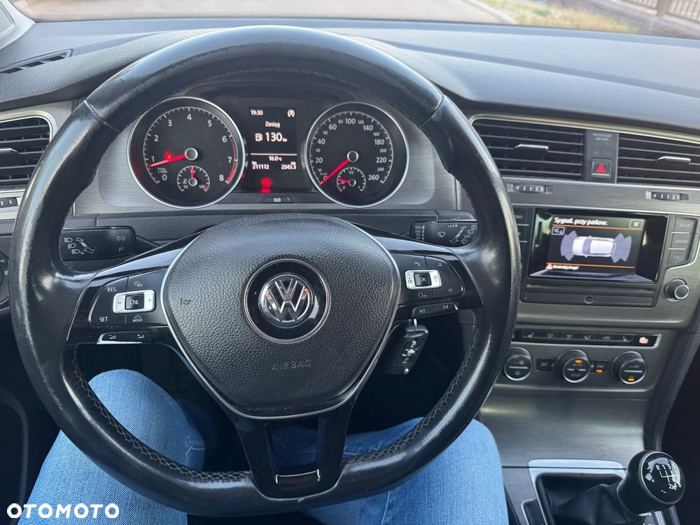 Volkswagen Golf 1.2 TSI BlueMotion Technology Comfortline - 17