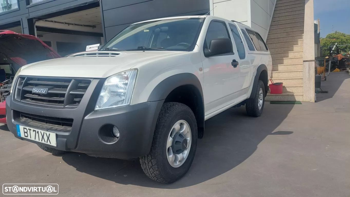 Isuzu d-max 2.5 4wd - 1