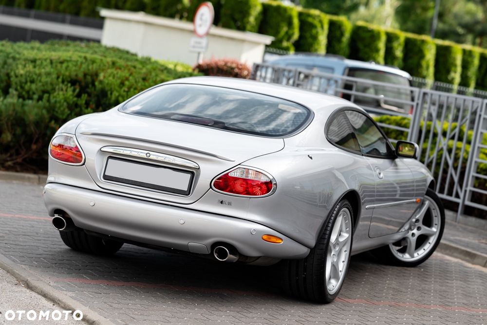 Jaguar XK8 - 9