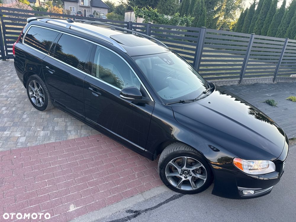 Volvo V70 D5 AWD Geartronic Momentum - 28