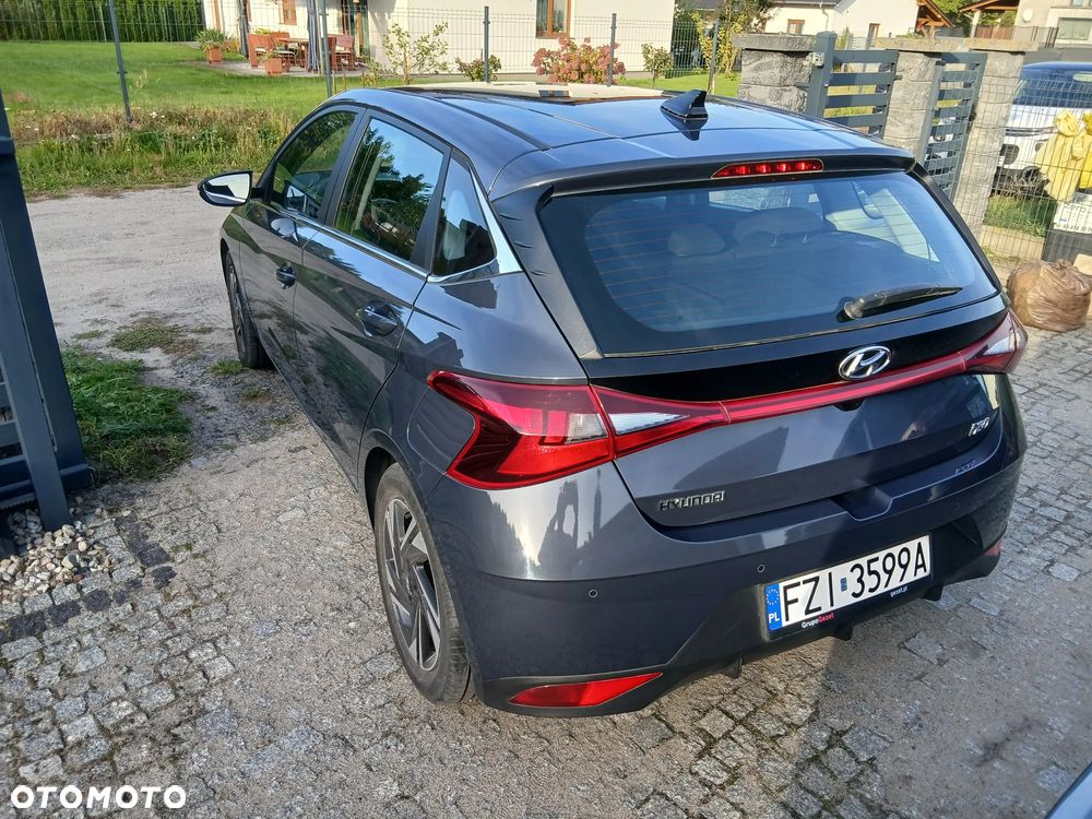 Hyundai i20 - 18