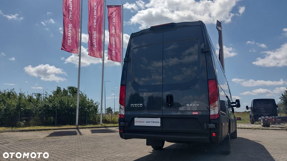 Iveco Daily 35S18 furgon izotermiczny izoterma agregat - 4