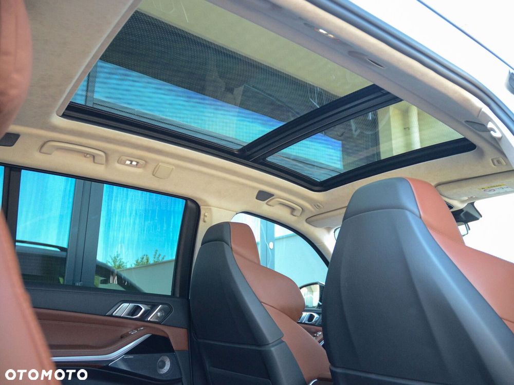 BMW X7 - 35