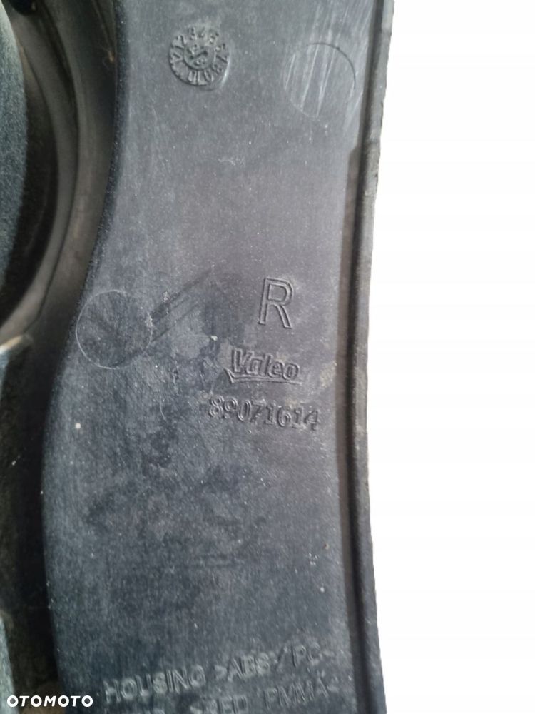 OPEL AGILA II B 08-14 r. LAMPA PRAWY TYŁ PRAWA TYLNA PT EU - 8
