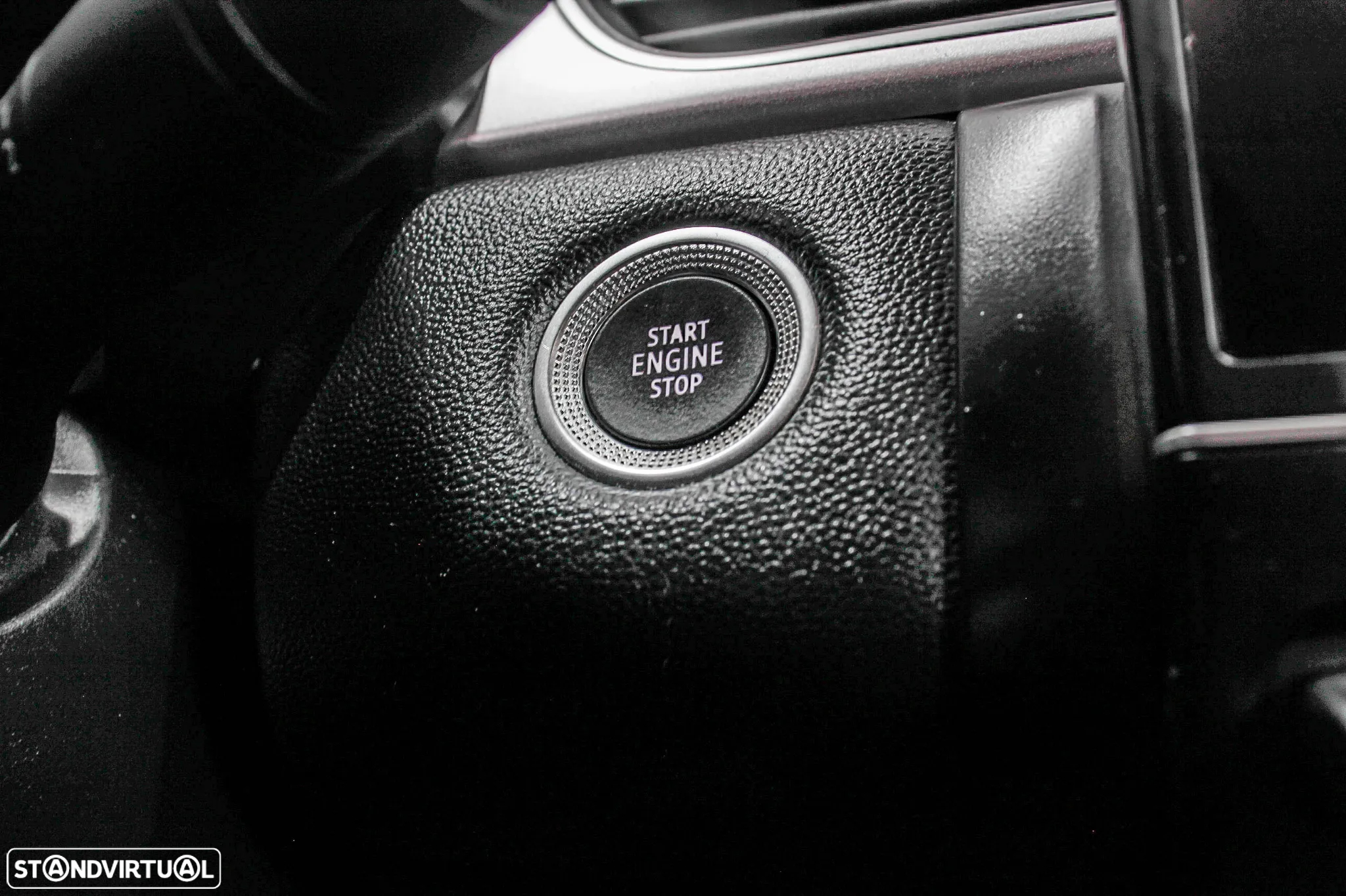 Renault Captur 1.0 TCe Techno Bi-Fuel - 38