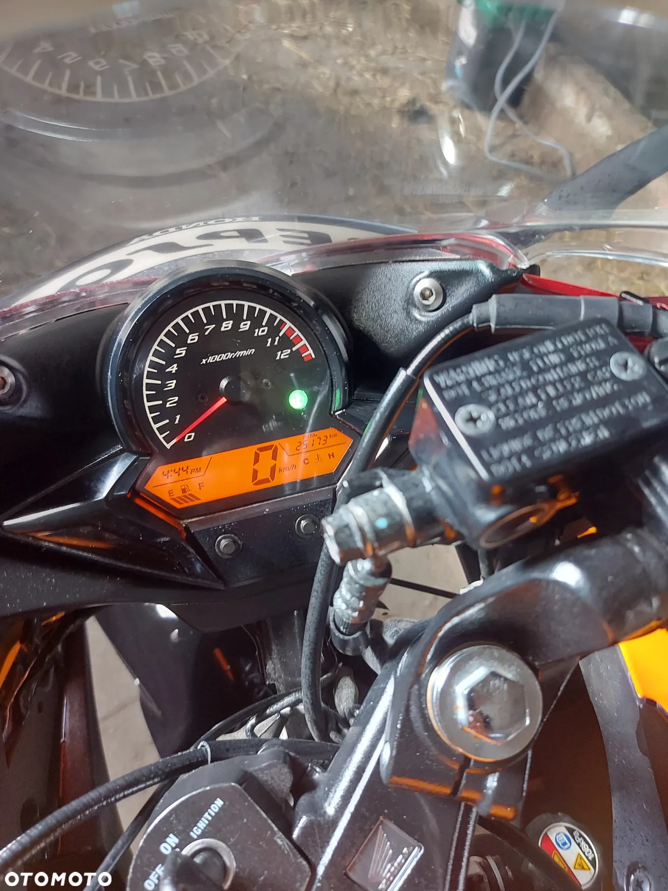 Honda CBR - 11