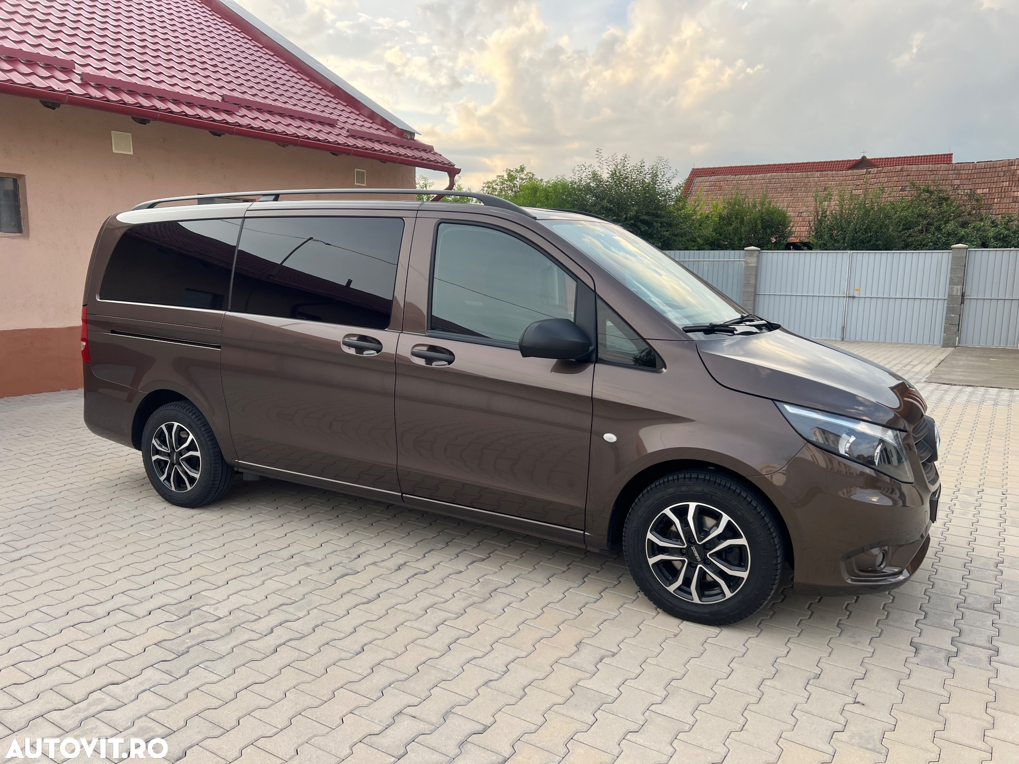 Mercedes-Benz Vito 111 CDI (BlueTEC) Tourer Lang PRO - 4