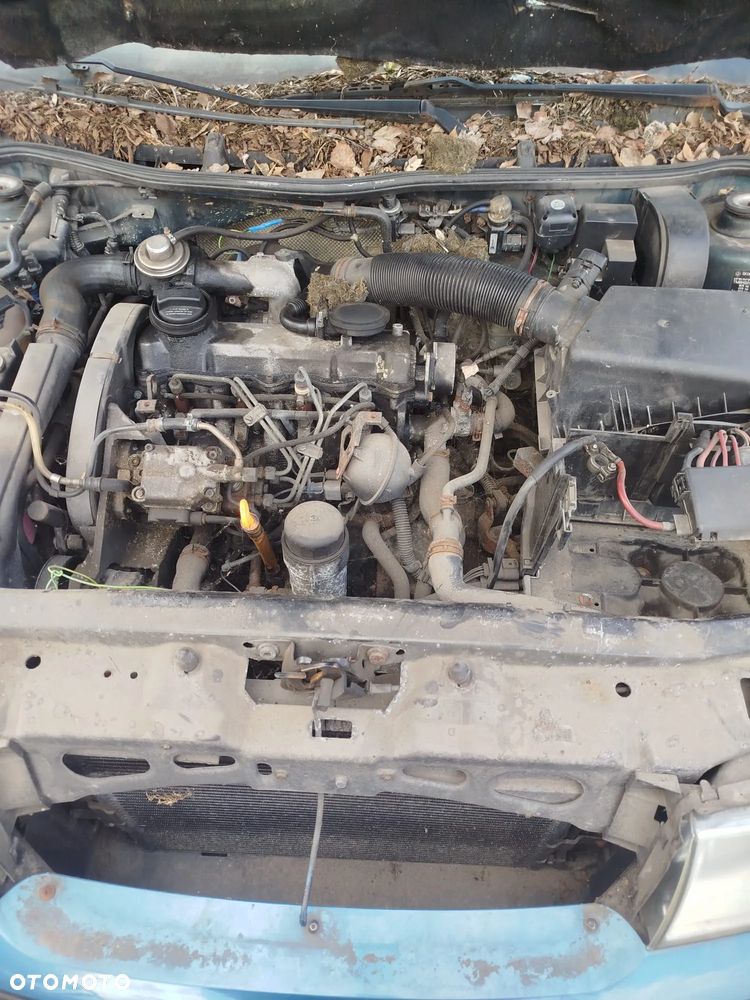 Skoda Octavia 1 na części - 6