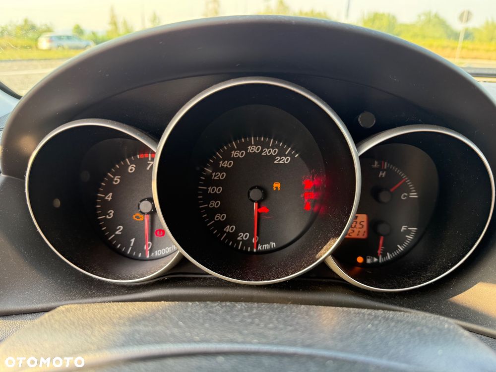 Mazda 3 1.6 Sport Comfort - 19
