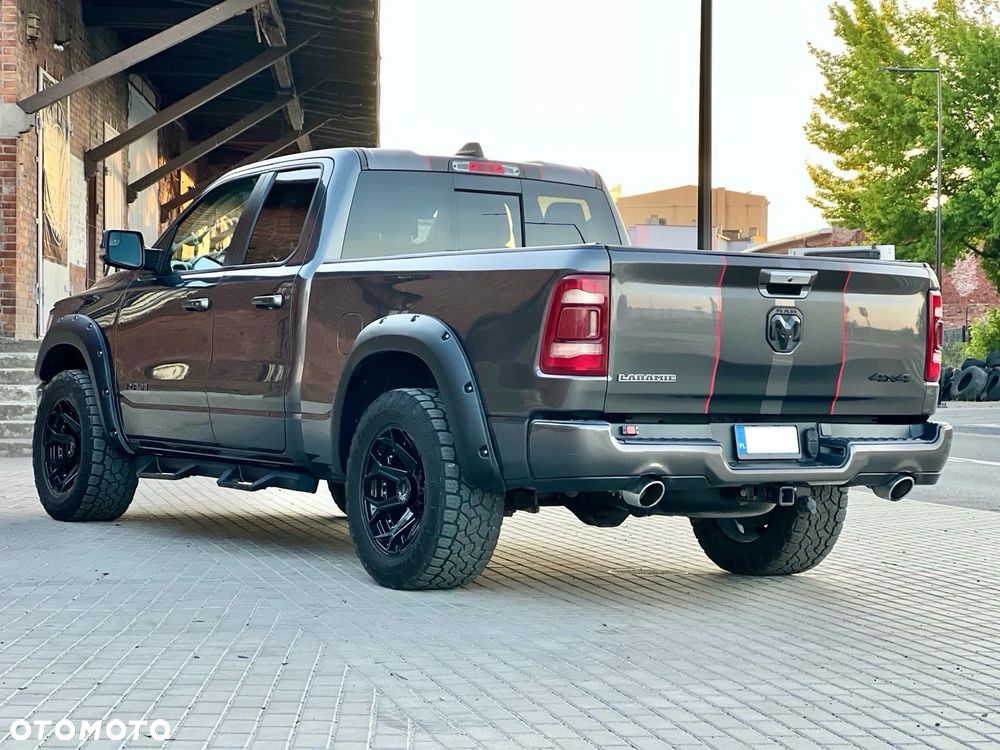 RAM 1500 Quad Cab Laramie - 4