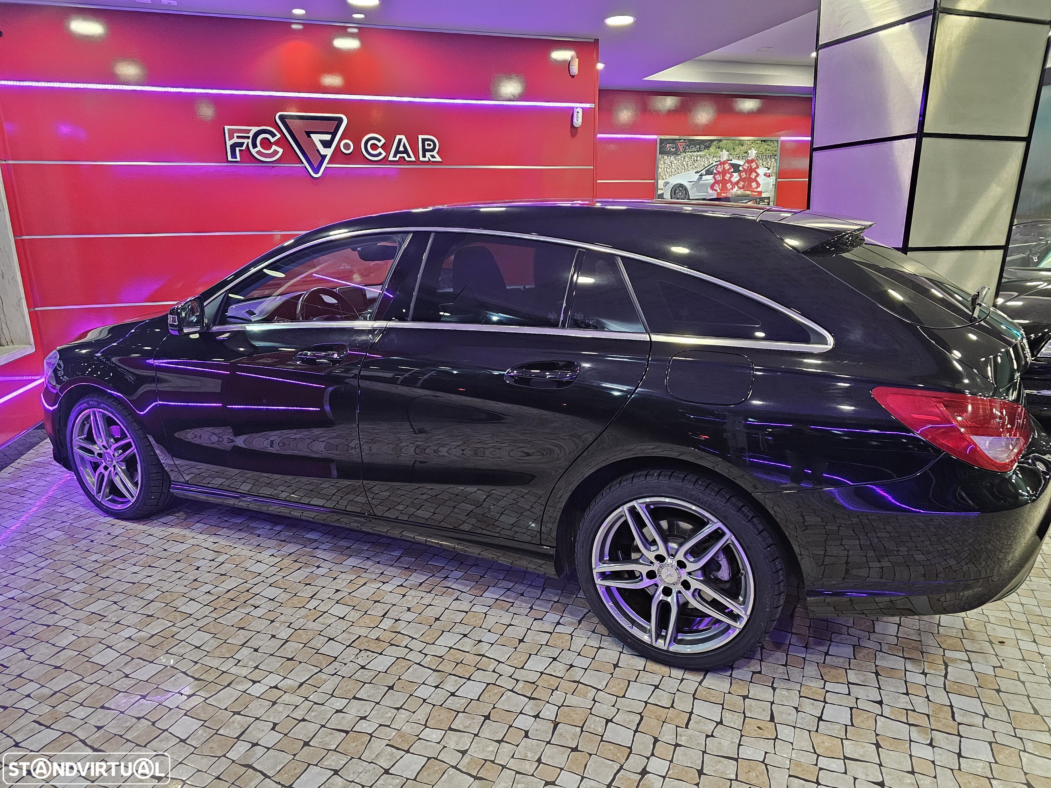 Mercedes-Benz CLA 180 d Shooting Brake Urban - 11