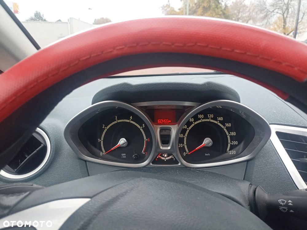 Ford Fiesta - 13