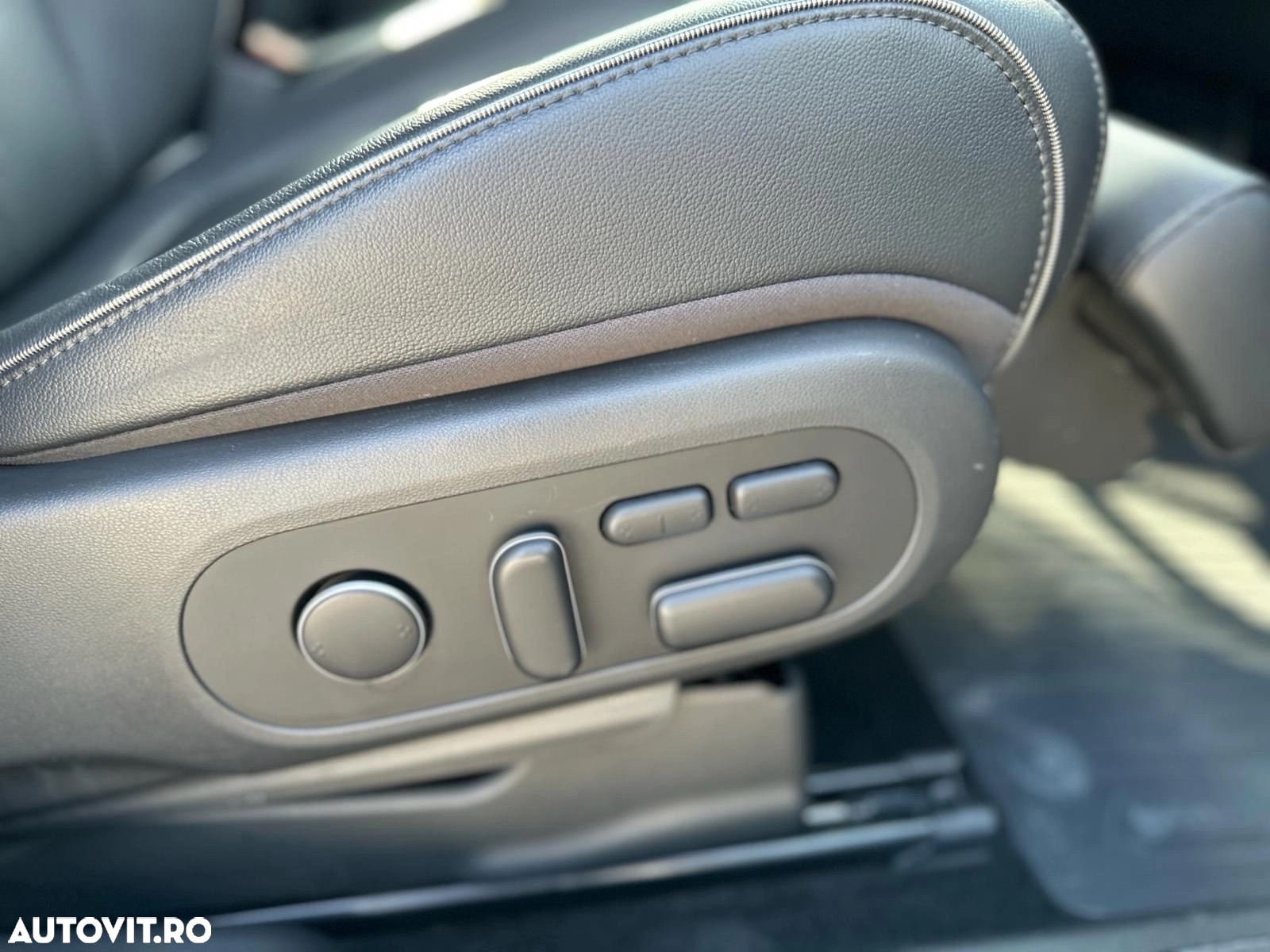 Hyundai IONIQ 5 305 CP 73 kWh 4WD Luxury - 22