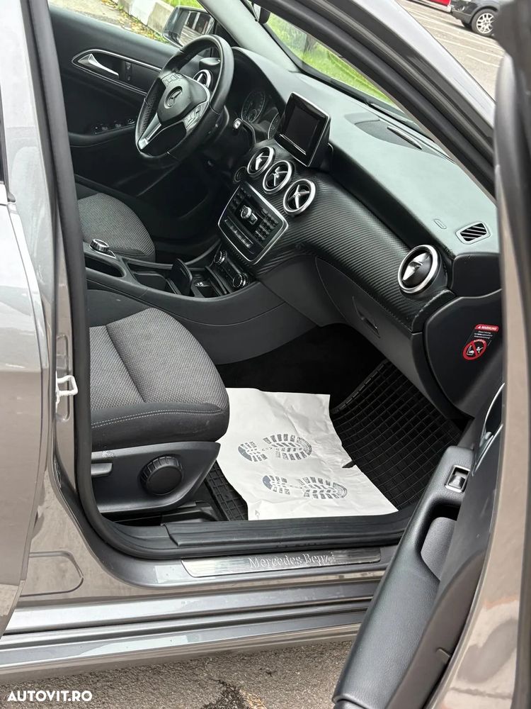 Mercedes-Benz A - 6