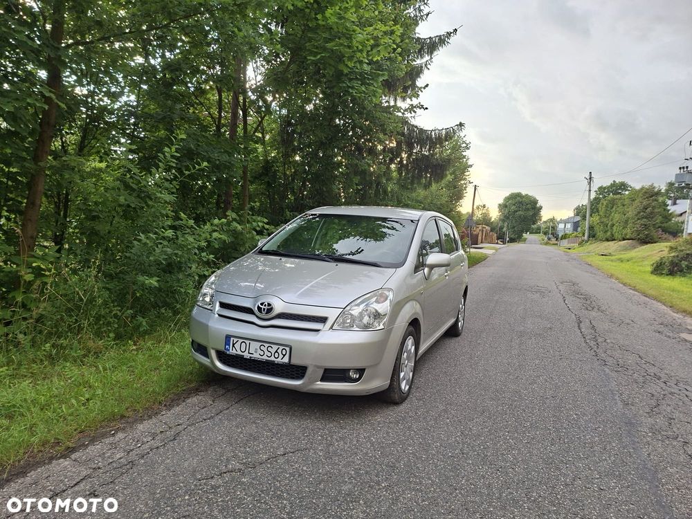 Toyota Corolla Verso 1.8 Prestige + 7os - 2