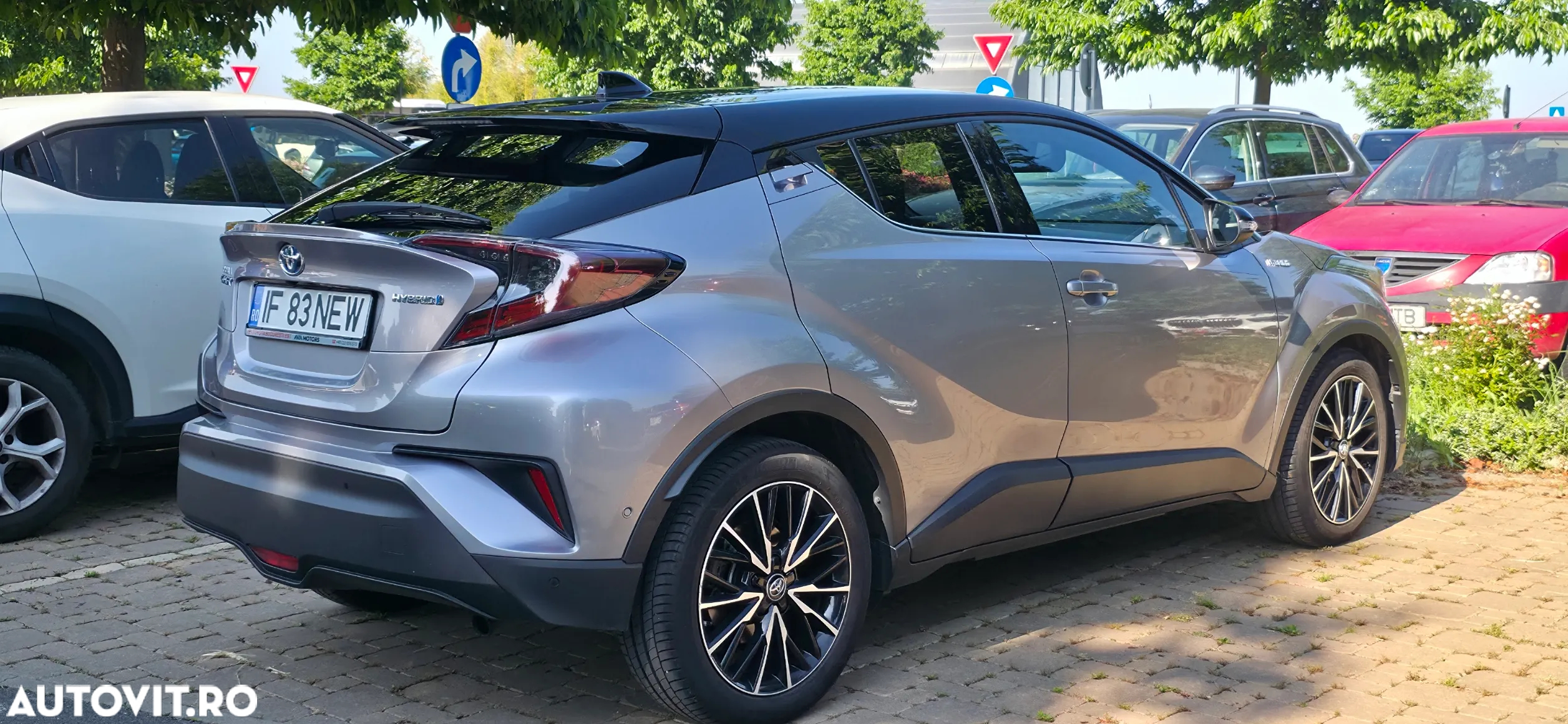Toyota C-HR 1.8 HSD 122 CP 4x2 CVT C-lassy bi-tone - 4