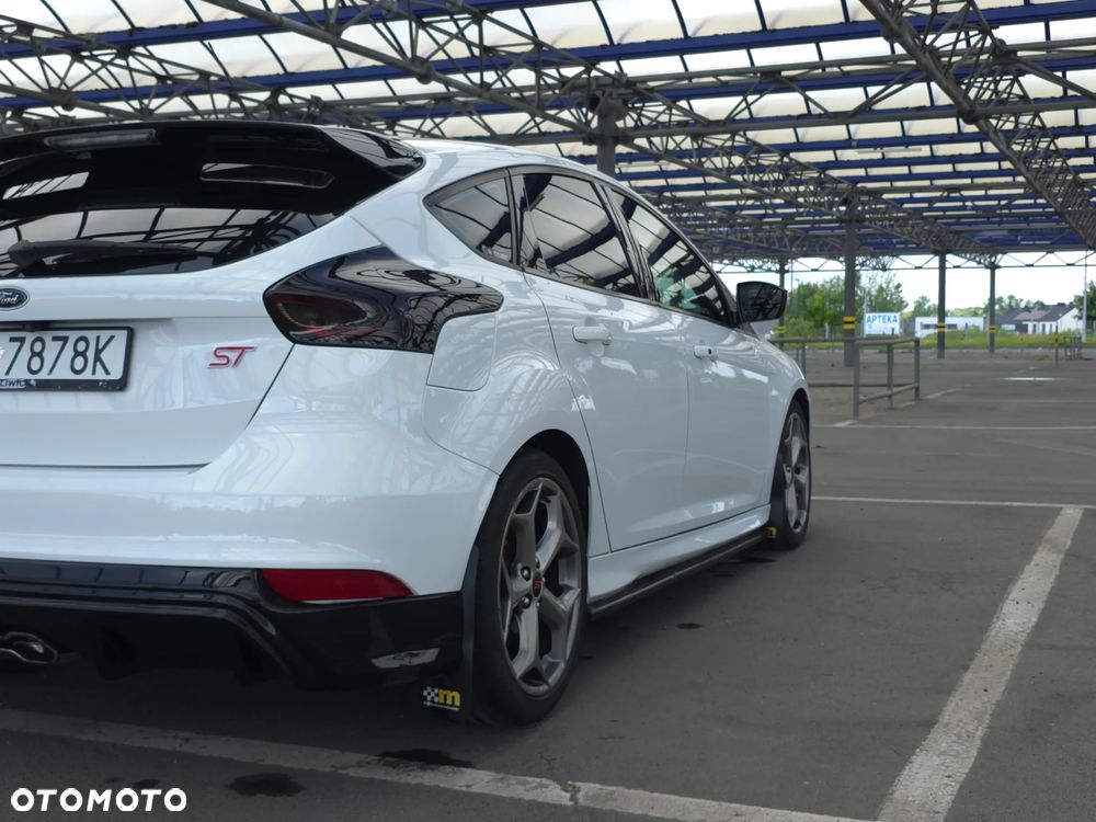 Ford Focus - 20
