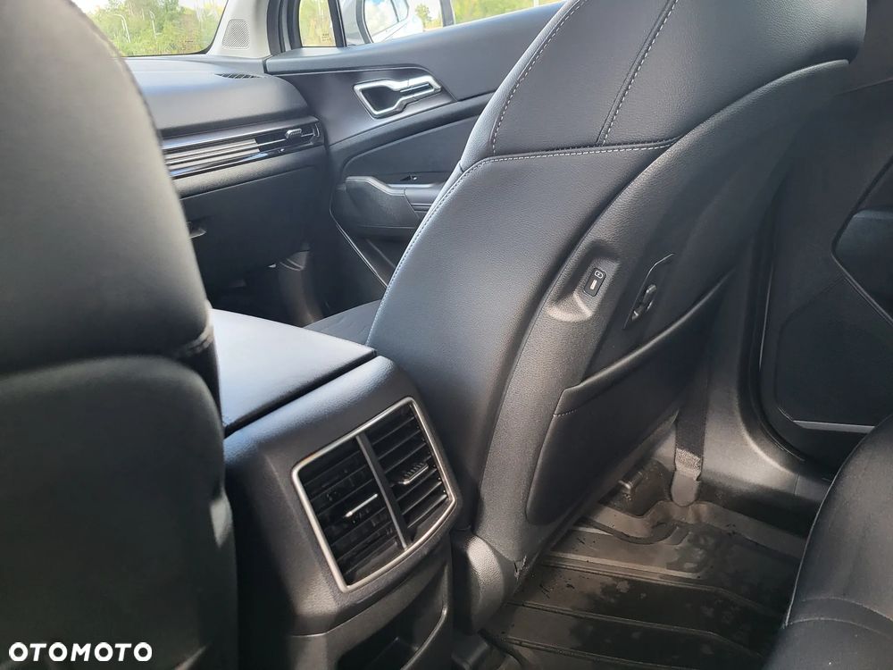 Kia Sportage - 12