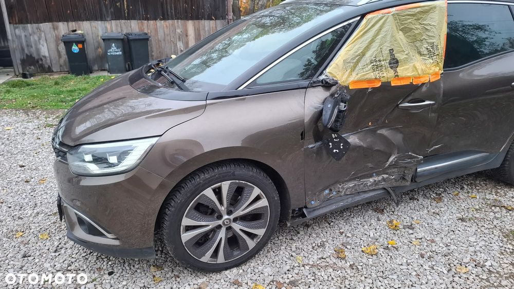 Renault Scenic - 8