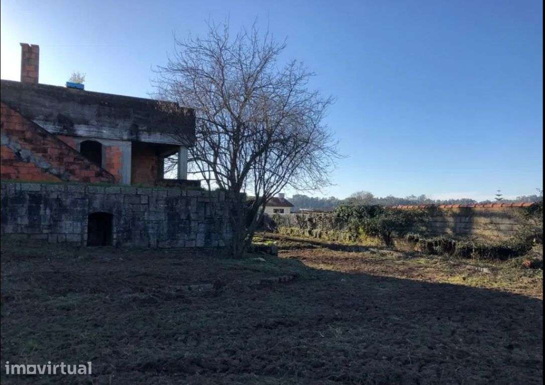 Terreno - Oliveira de Azeméis - Grande imagem: 3/11