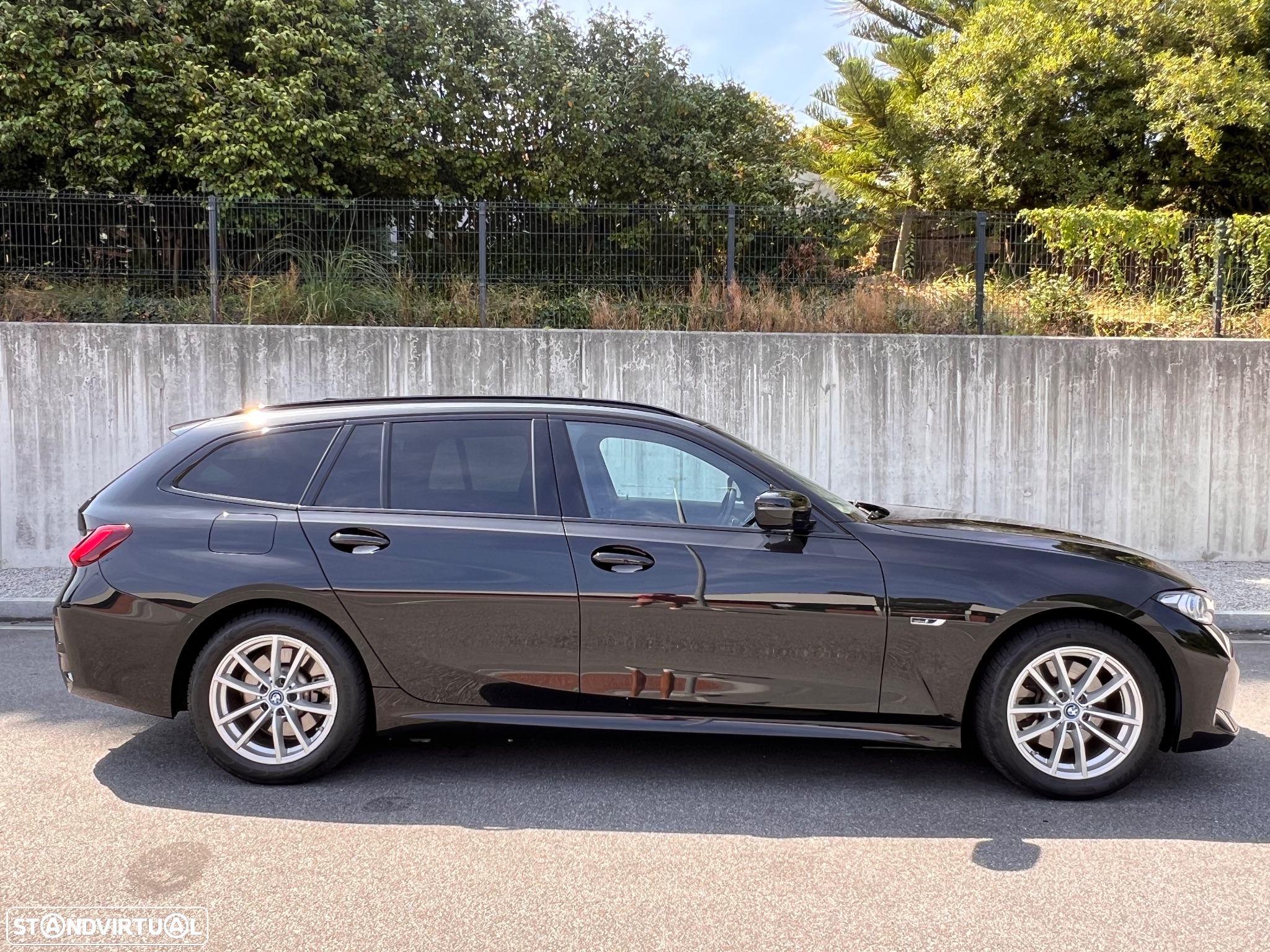 BMW 330 e Touring Pack M Auto - 9