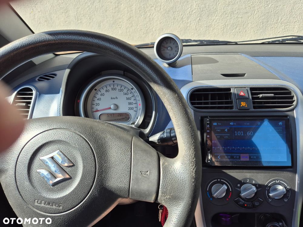 Suzuki Splash - 8