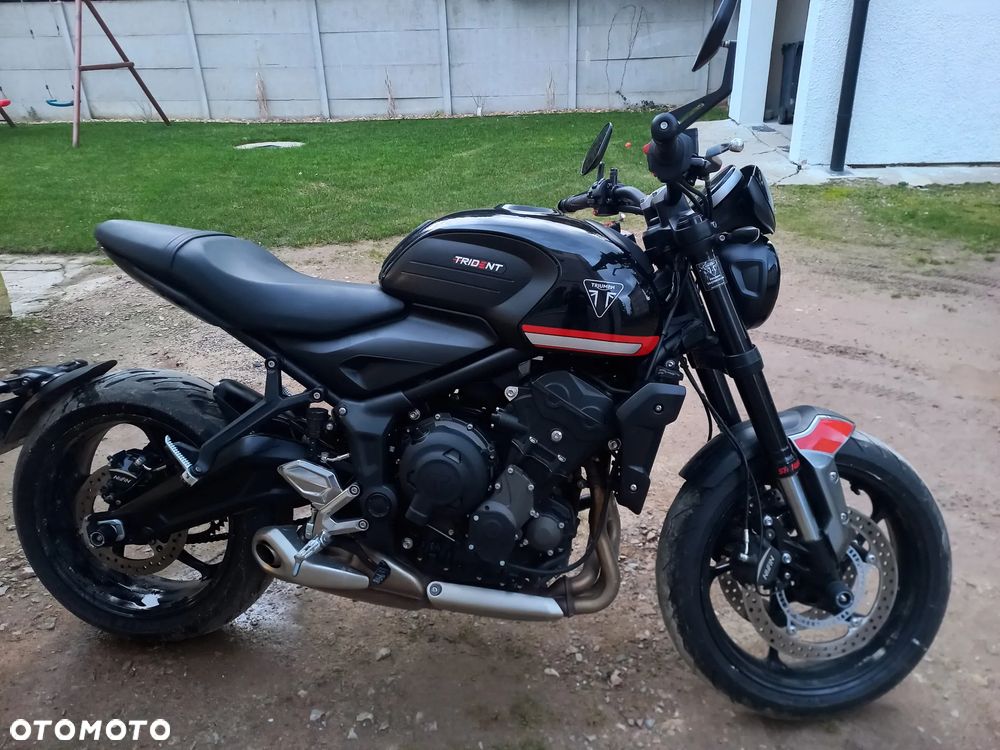 Triumph Trident - 17