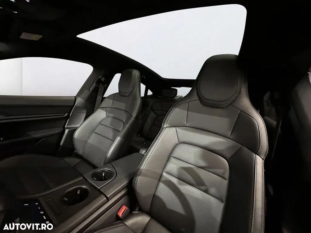 Porsche Taycan Performancebatterie Plus - 12